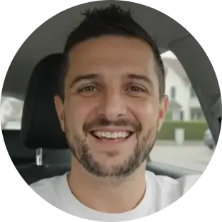 Boris Jakovljevic, Inhaber at Boneti