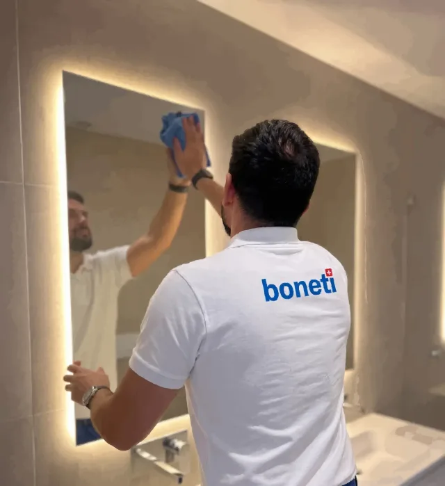 Boneti crew performing Deep Cleaning in Zurich